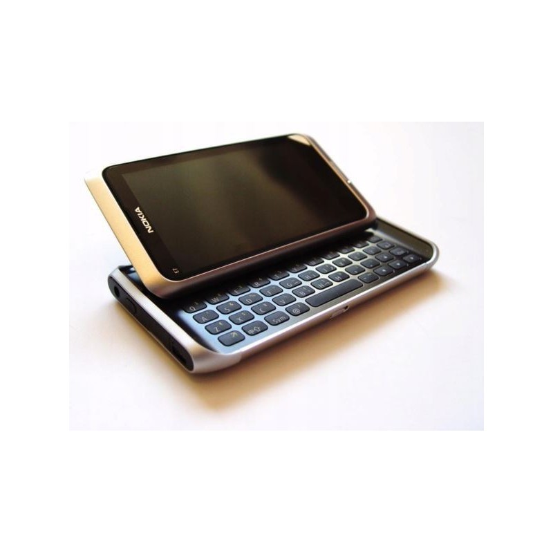 Nokia E7 srebrna