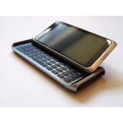 Nokia E7 srebrna